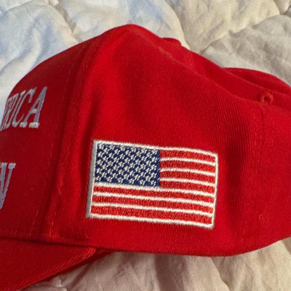 Red Make America Great Again Embroidered Baseball Cap - Picture 3 of 4